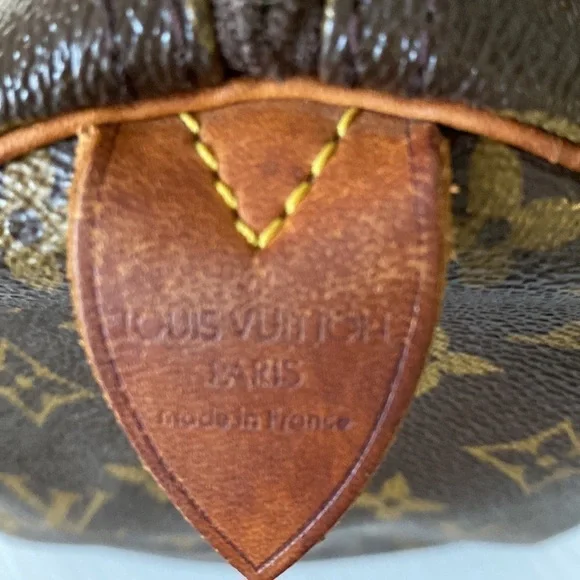 Louis Vuitton Monogram Speedy 30 - Picture 9 of 17